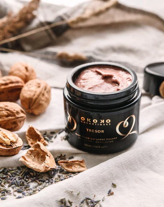 Trésor Smoothing Body Scrub